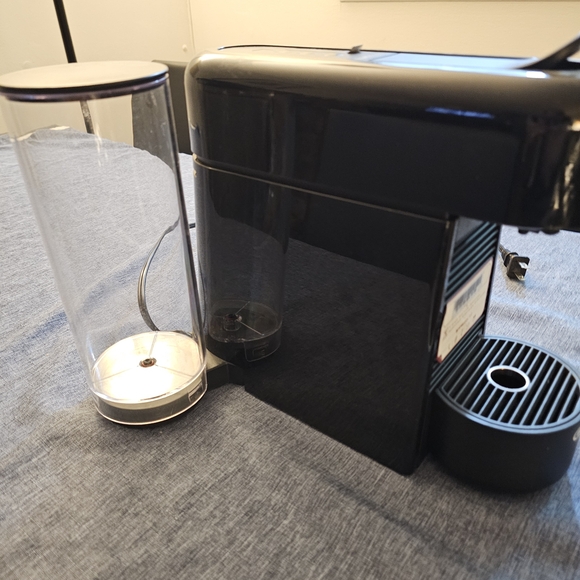 Black Coffee Machine - Picture 3 of 6